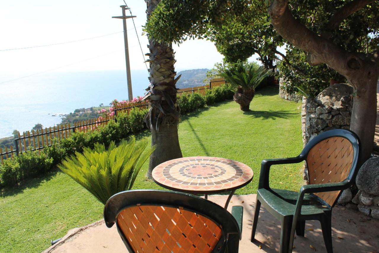 B&B Valentino Coccorino Exterior photo