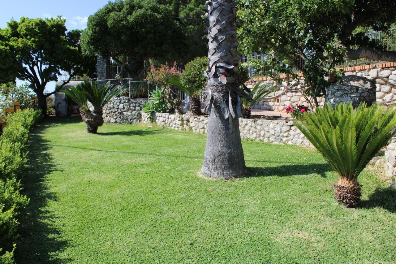 B&B Valentino Coccorino Exterior photo