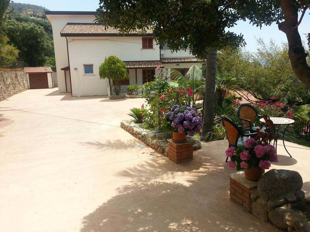 B&B Valentino Coccorino Exterior photo